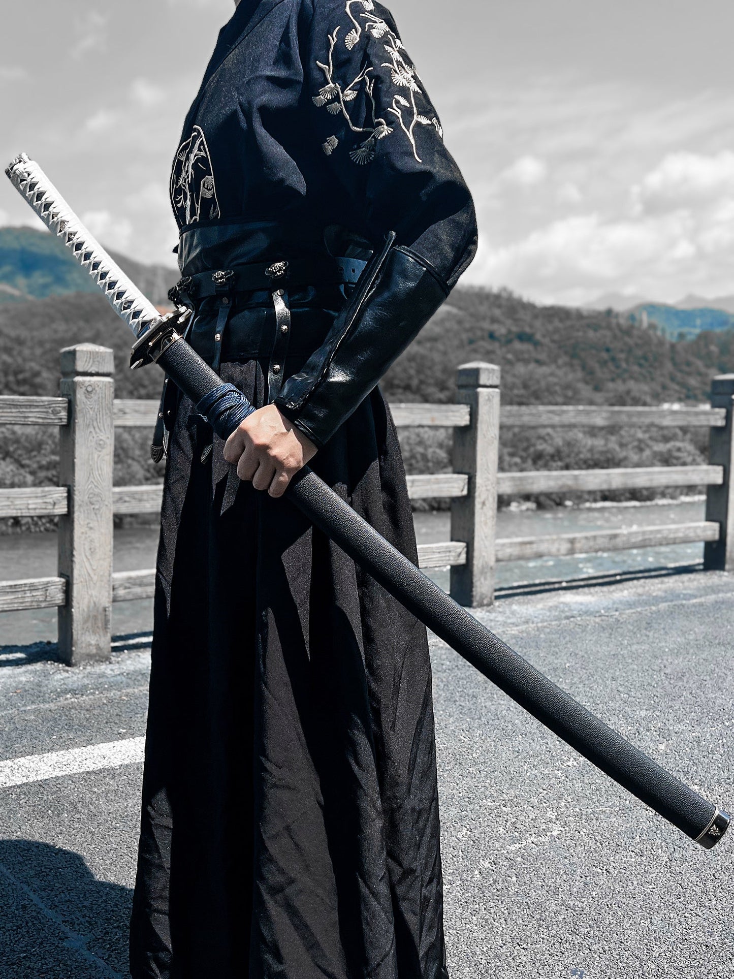 Vergil’s Yamato Katana – Devil May Cry 1:1 Mastercrafted Replica Original Design