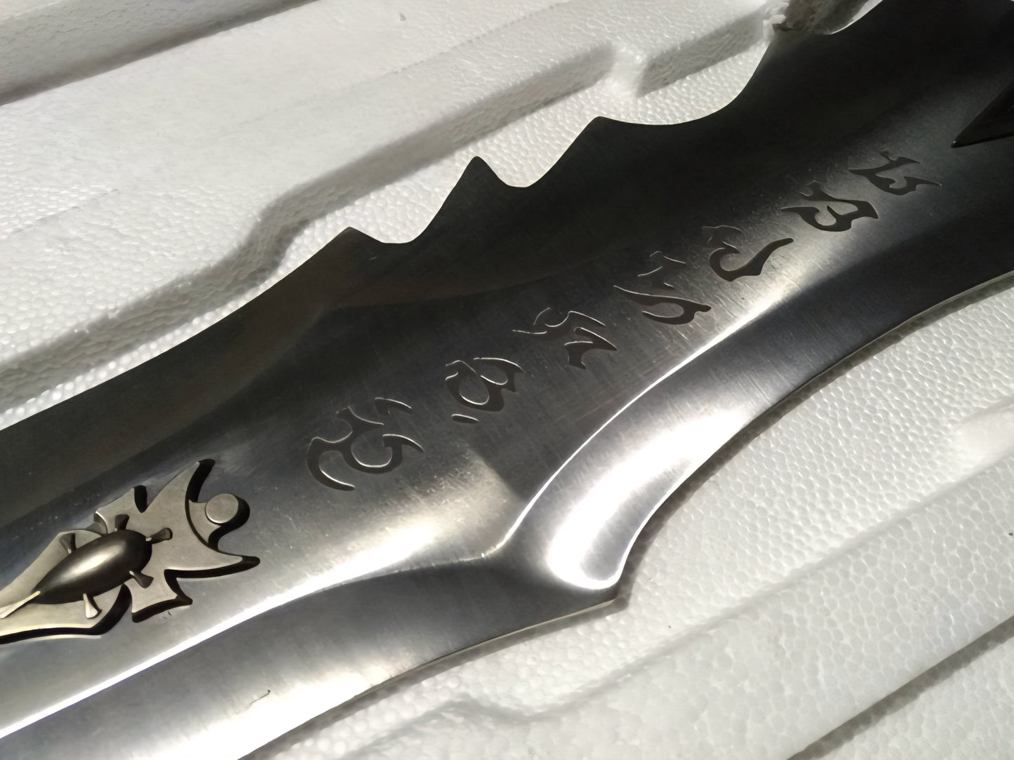 Frostmourne – World of Warcraft Full Metal Replica (2.0 Reforged Edition) Veyra