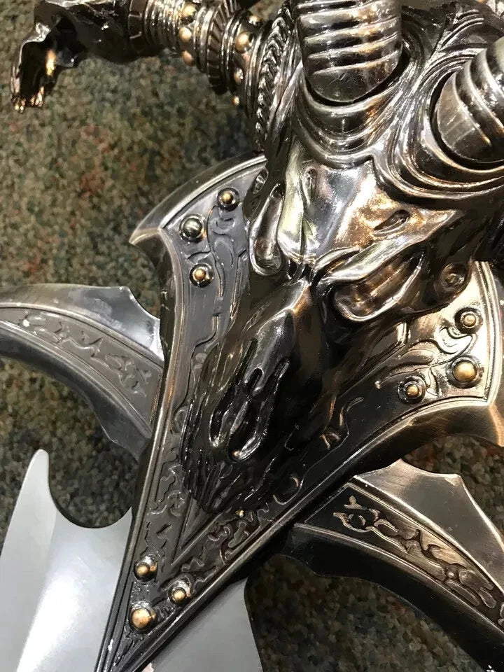 Frostmourne – World of Warcraft Full Metal Replica (2.0 Reforged Edition) Veyra
