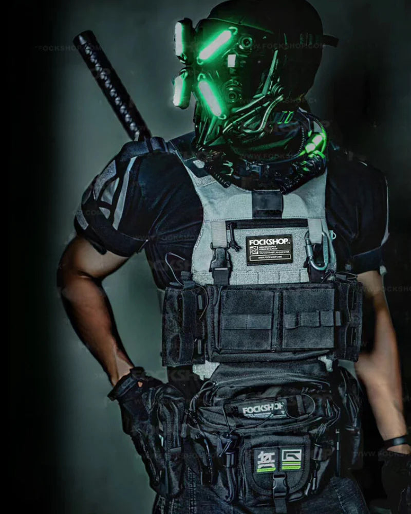 CyberReaper Tactical Mask — Sci-Fi Battle Gear Original Design