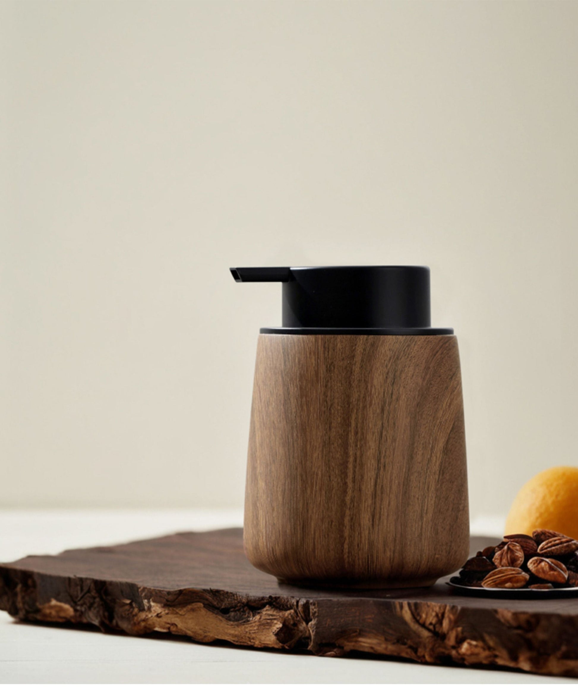 Walnut Luxe Foam Pump Bottle – Premium Soap & Shampoo Dispenser Veyra