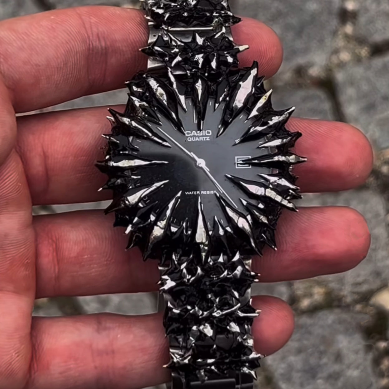 Dragon Fang Spiked Quartz Watch – Handmade Gothic Edition Original Design