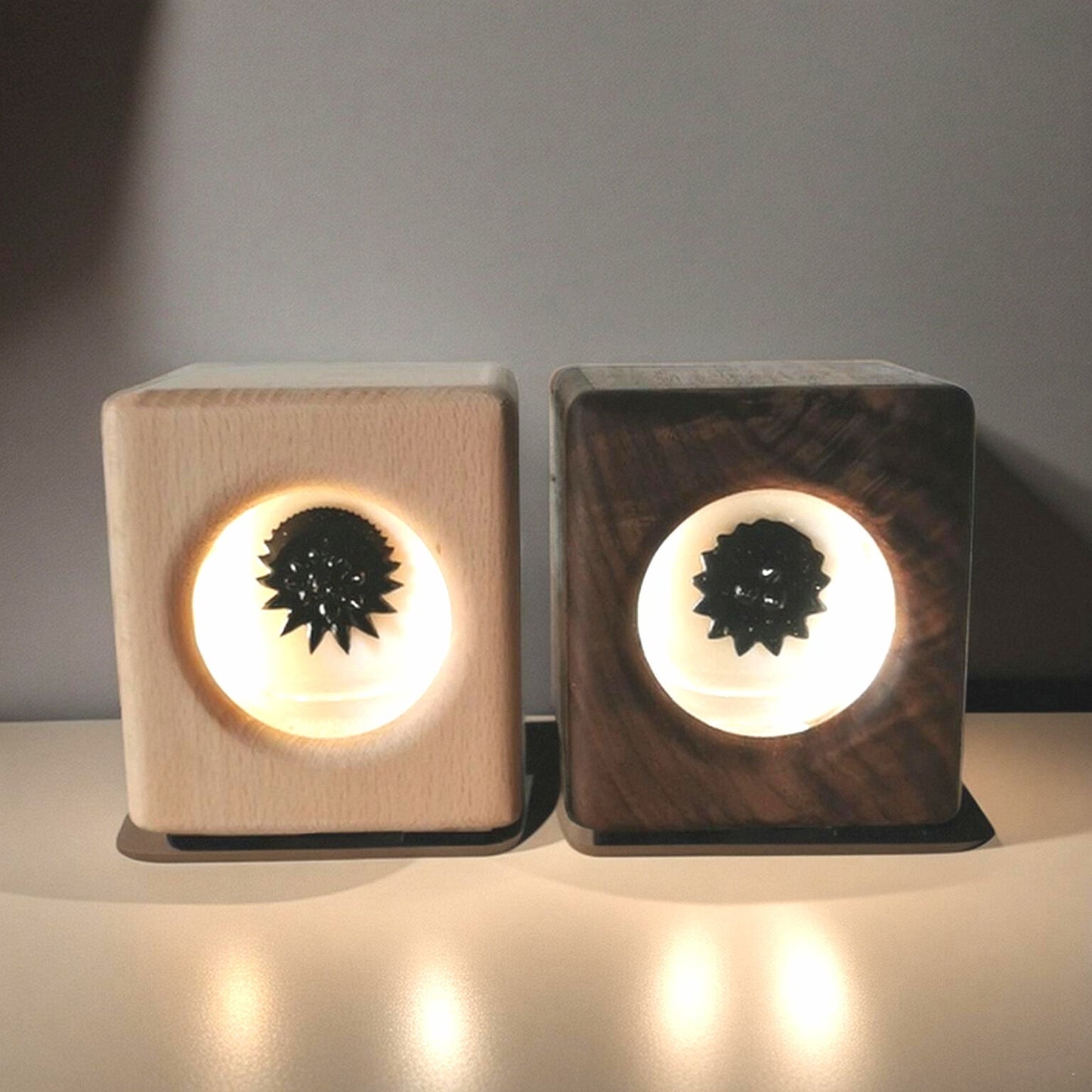 Aurora Flux Lamp – Handmade Walnut Ferrofluid Sound Visualizer Original Design