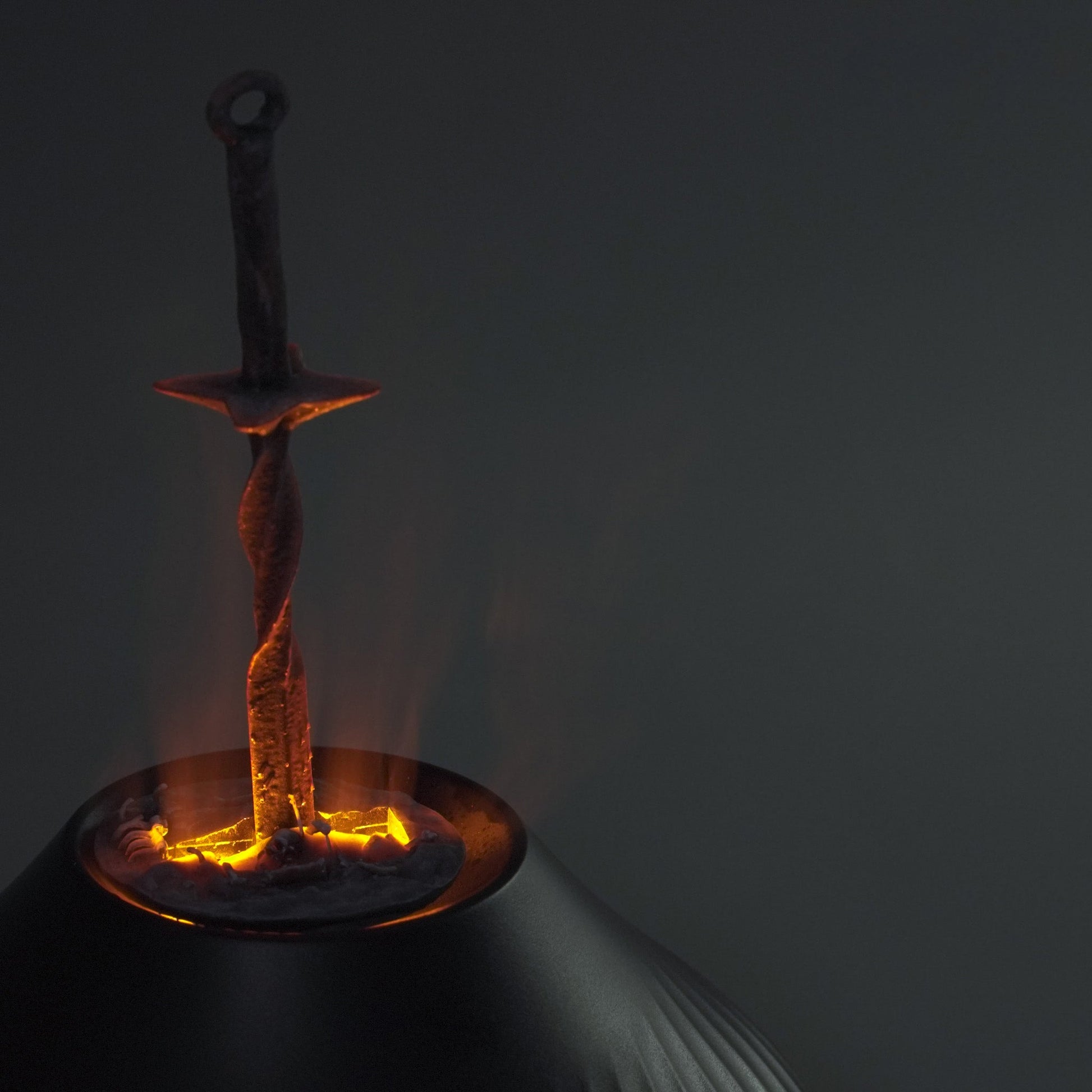 Coiled Sword Bonfire USB Humidifier & Lamp Veyra