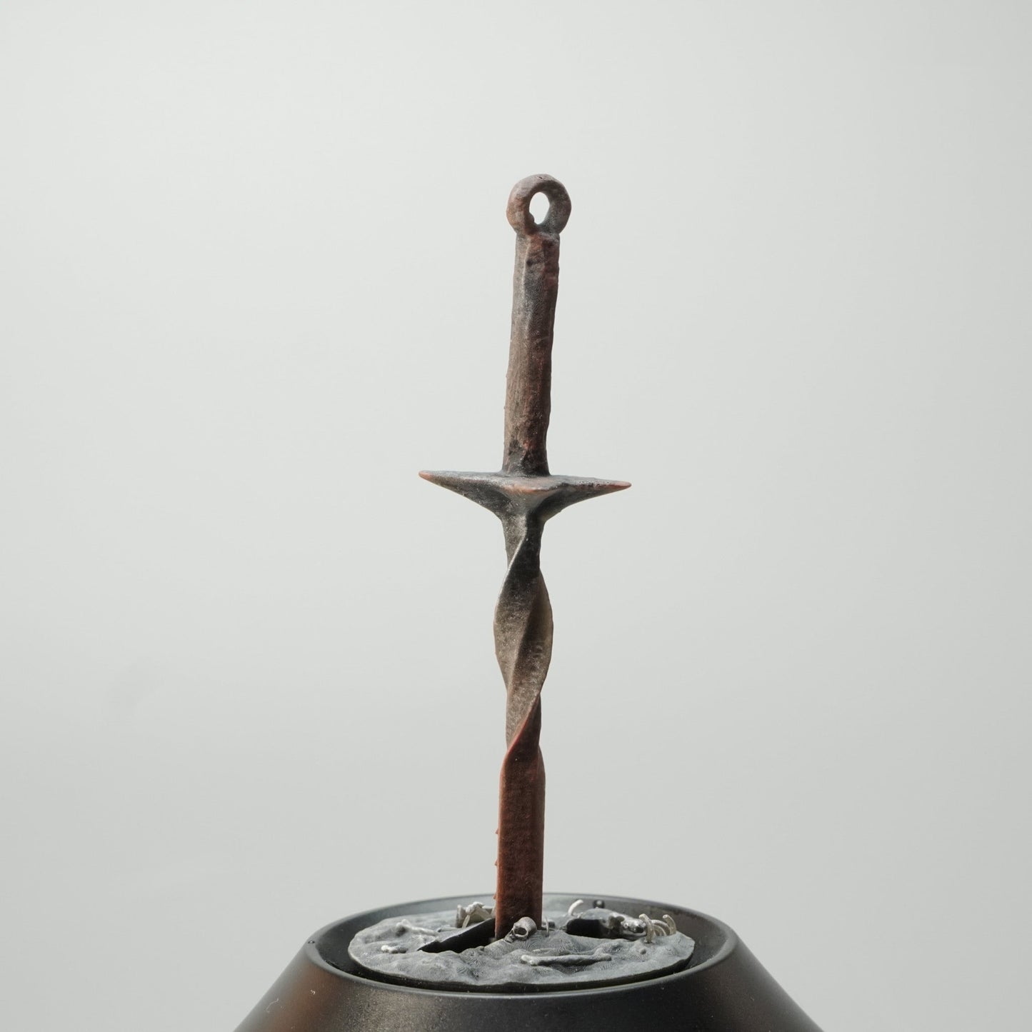 Coiled Sword Bonfire USB Humidifier & Lamp Veyra