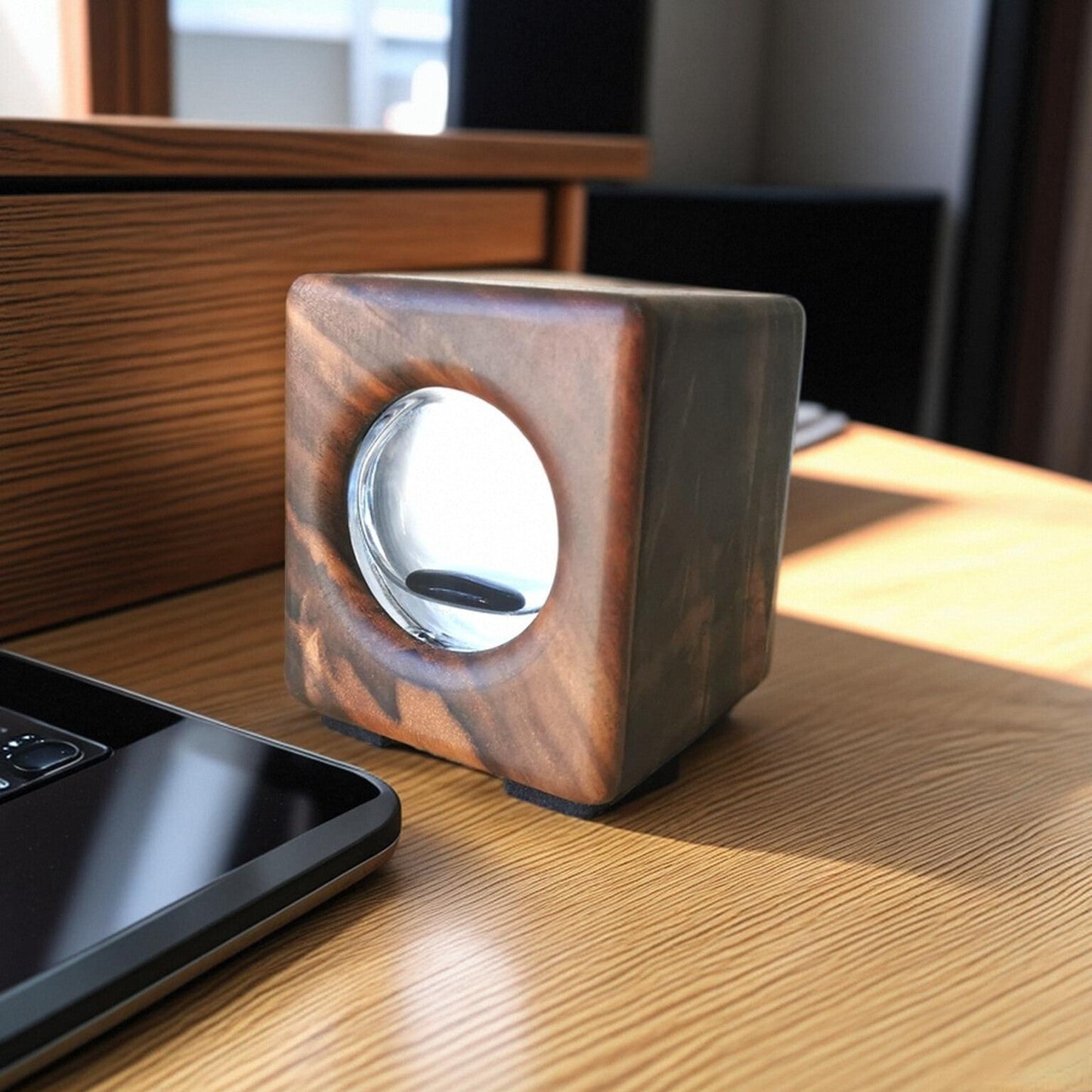 Aurora Flux Lamp – Handmade Walnut Ferrofluid Sound Visualizer Original Design