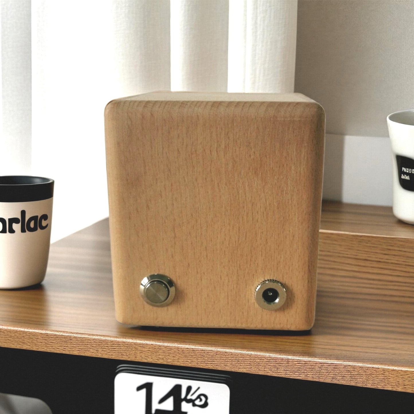 Aurora Flux Lamp – Handmade Walnut Ferrofluid Sound Visualizer Original Design