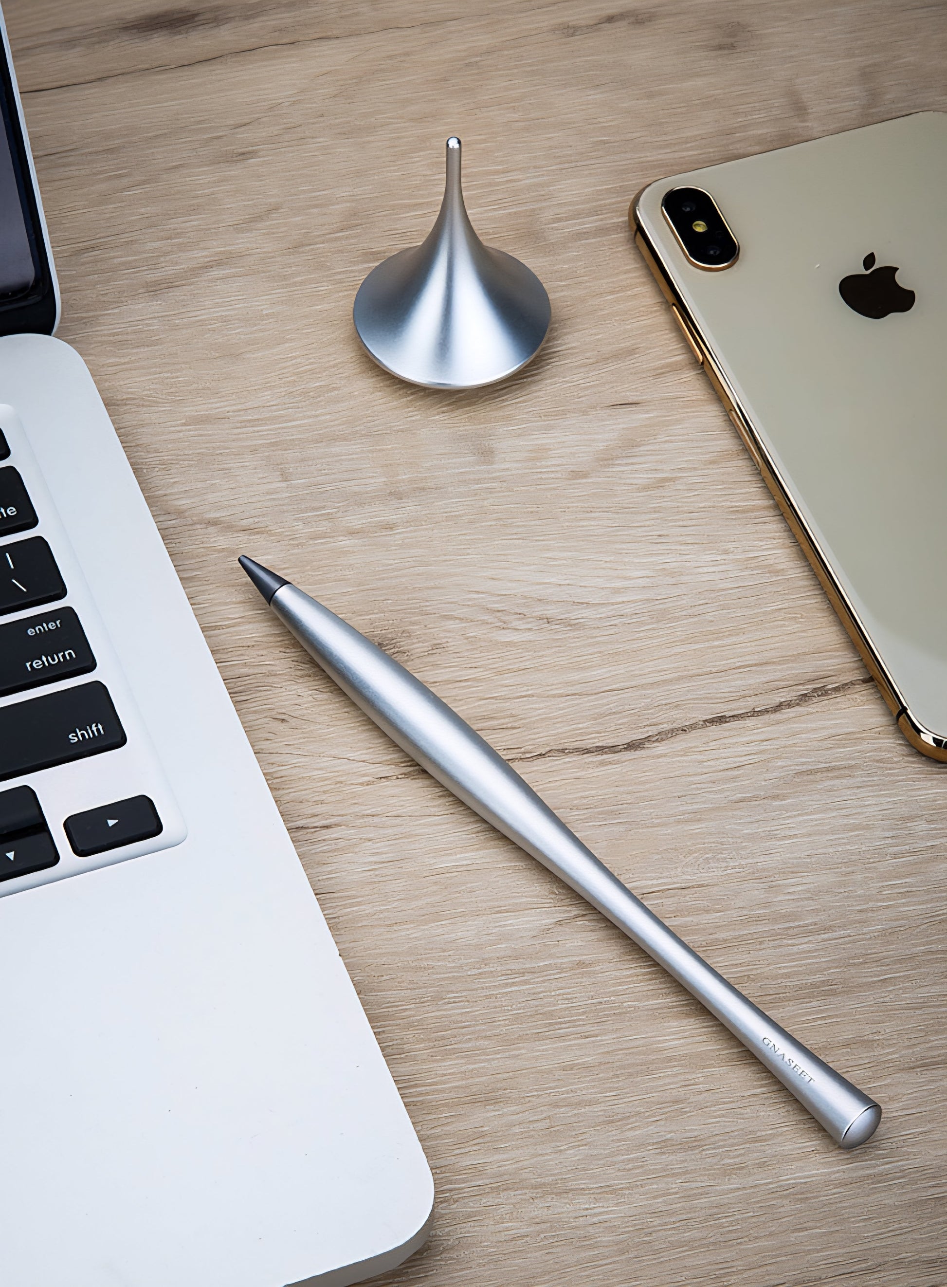 Eternal Inkless Pen – Sleek Metal Writing & Stress-Relief Desk Pen Original Design