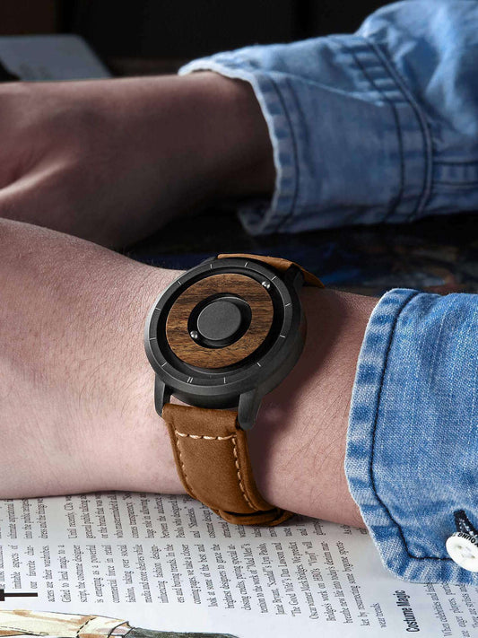 EUTOUR Magnetic Wooden Watch Veyra Imports