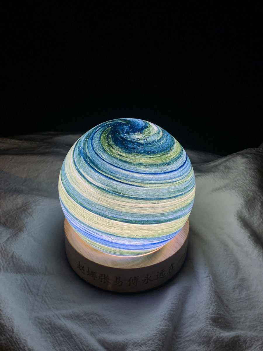 Cosmic Glow Crystal Sphere Lamp – Galaxy-Inspired Night Light Veyra