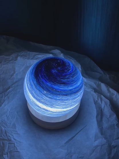 Cosmic Glow Crystal Sphere Lamp – Galaxy-Inspired Night Light