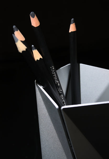 VENTO – Geometric Aluminum Alloy Pen Holder Original Design