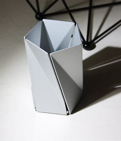 VENTO – Geometric Aluminum Alloy Pen Holder Original Design