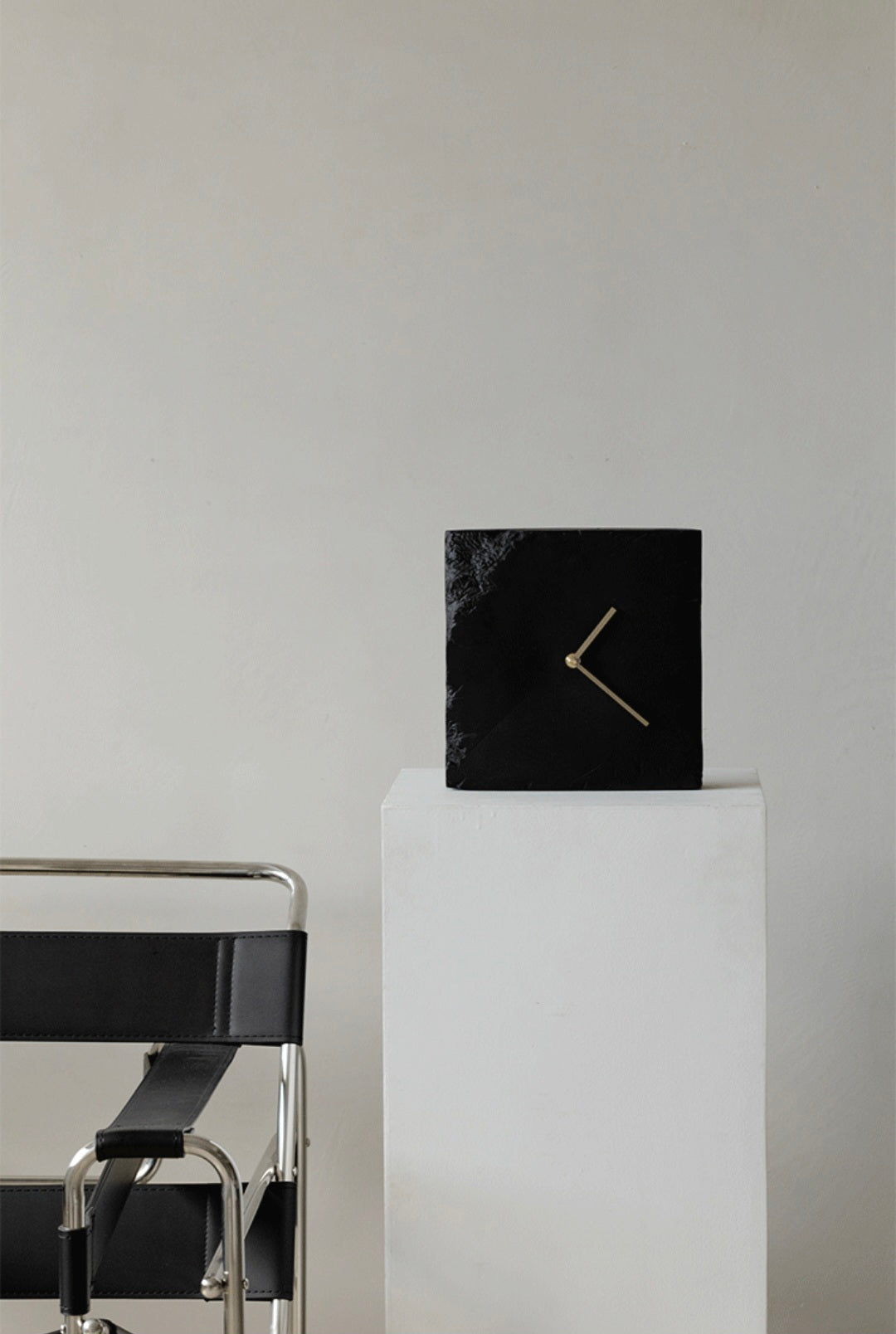 Wabi-Sabi Stone Clock – Minimalist Broken Edge Resin Desk Clock Original Design