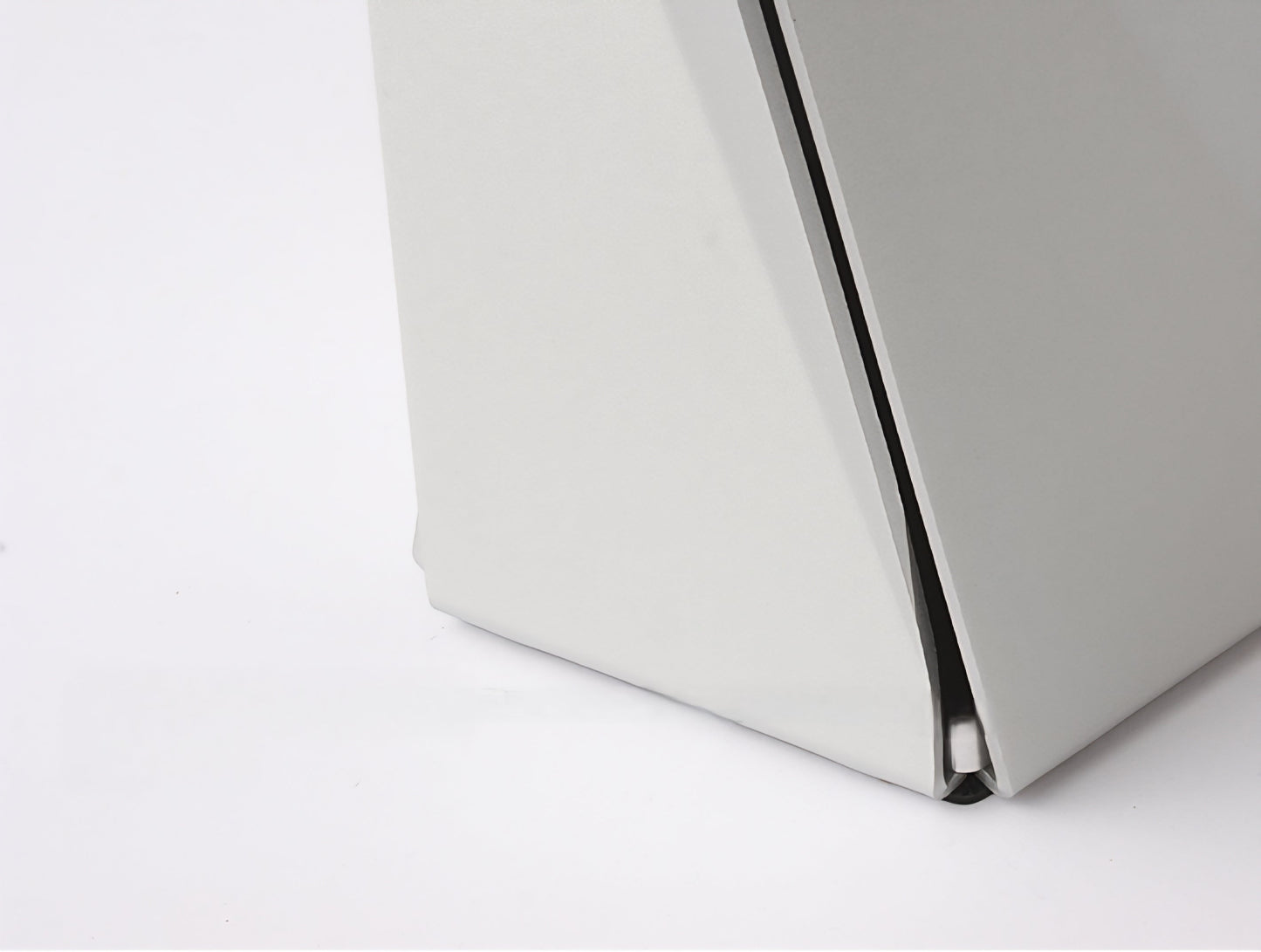 VENTO – Geometric Aluminum Alloy Pen Holder Original Design