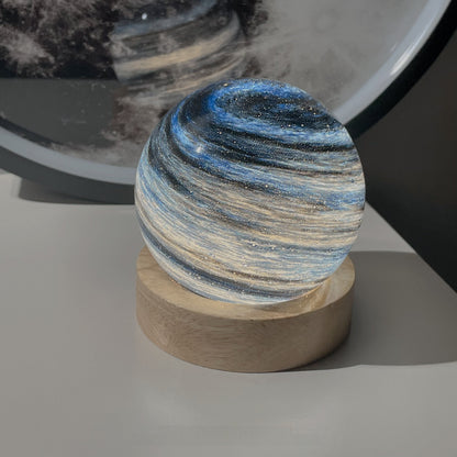 Galaxy Dreams™ – USB Cosmic Night Light with Gift Set Veyra